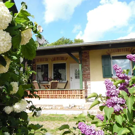 Ferienhaus Ostseefluestern * Sellin (Rugen)